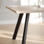 Blagovaonski stol PILLAR 001